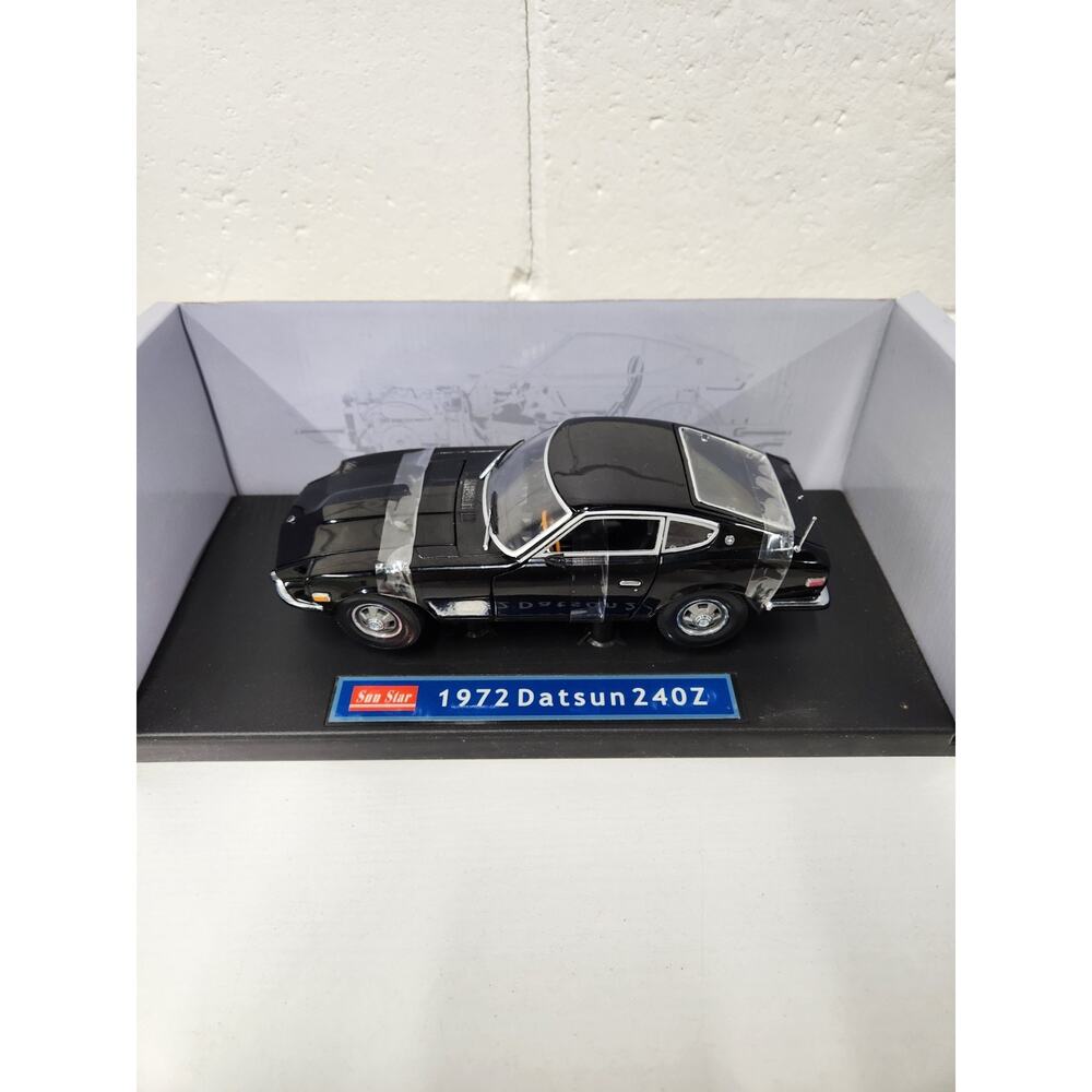 Sun Star 1972 Nissan Datsun 24OZ 1:18 Scale Die-cast, In Black & Silver, # 3502